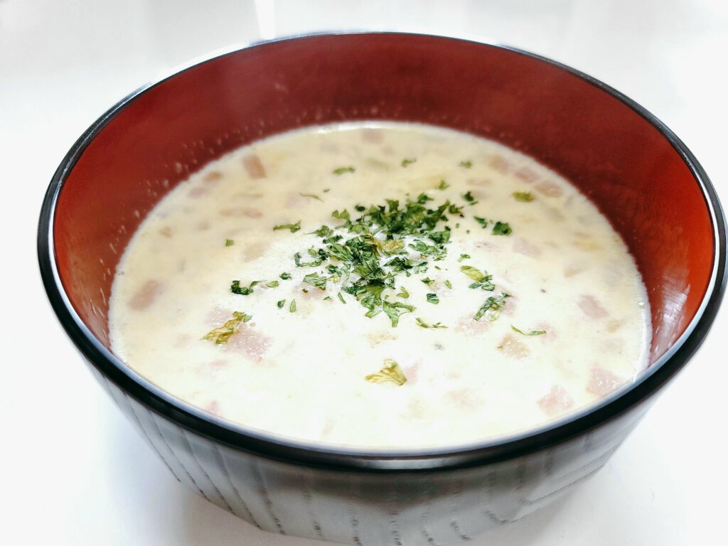 野菜たっぷり牡蠣入りクラムチャウダー