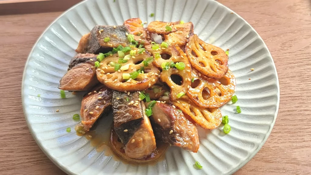 ぶりとれんこんの甘辛照り焼き